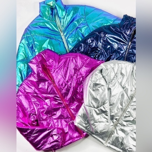 TCEC Navy Metallic Puffer Jacket - Picture 2 of 6